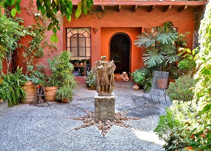 Casa De La Cuesta B&B